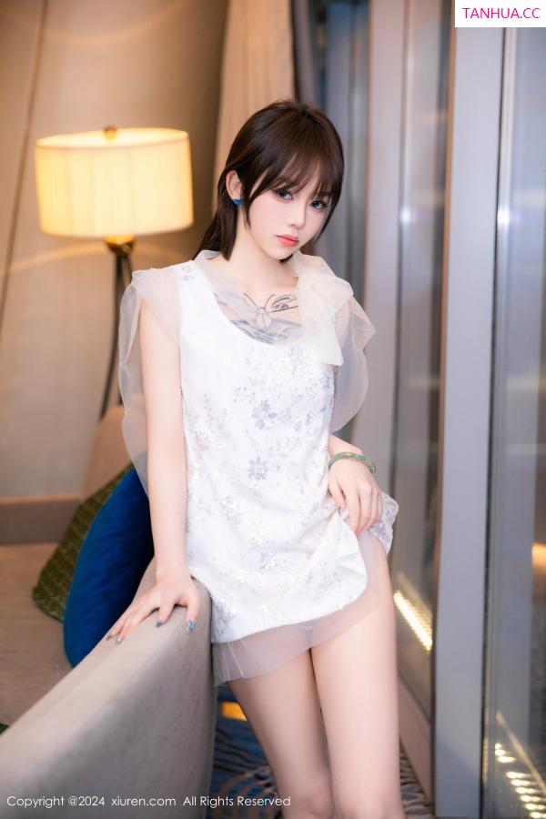 周妍希 奶瓶土肥圆 [XiuRen]高清写真图 2024.06.13 No.8696 奶瓶. 美腿性感第5张图片